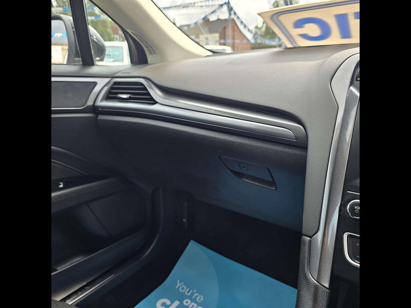 Ford Mondeo 2.0 Mondeo Titanium Edition HEV Auto 4dr 4dr Automatic 2026