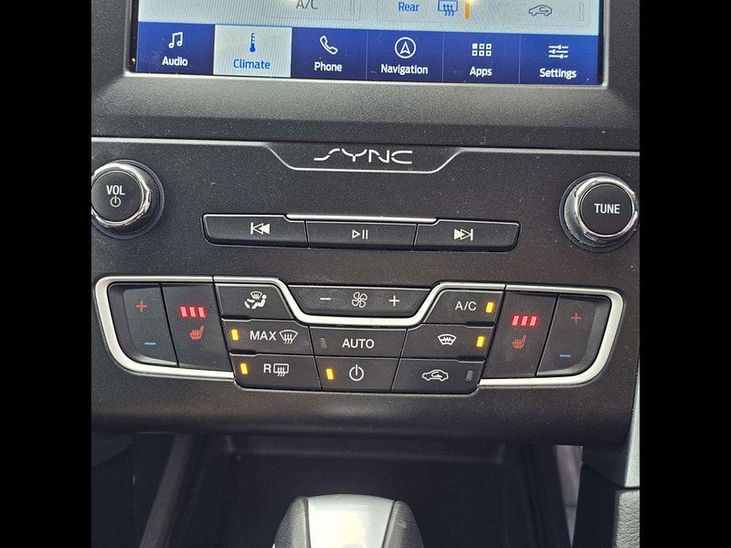 Ford Mondeo 2.0 Mondeo Titanium Edition HEV Auto 4dr 4dr Automatic 2025