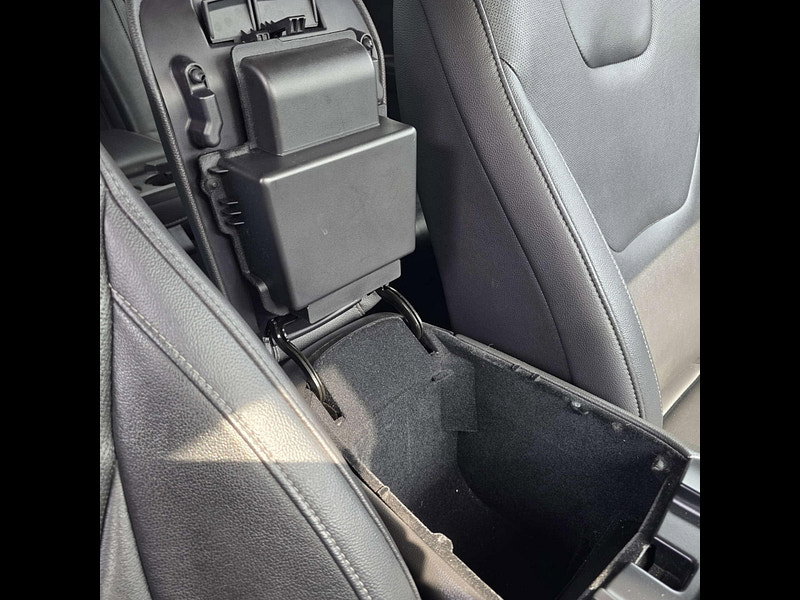 Ford Mondeo 2.0 Mondeo Titanium Edition HEV Auto 4dr 4dr Automatic 2026