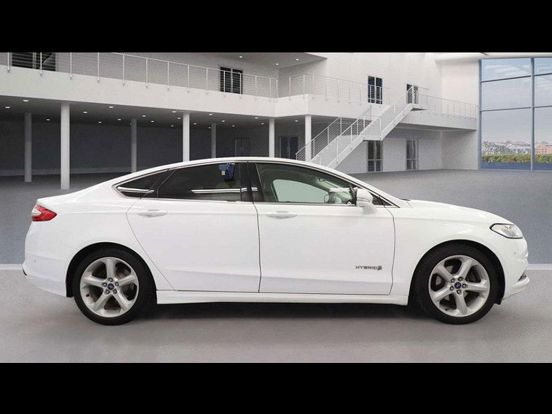Ford Mondeo 2.0 Mondeo Titanium Edition HEV Auto 4dr 4dr Automatic 2025