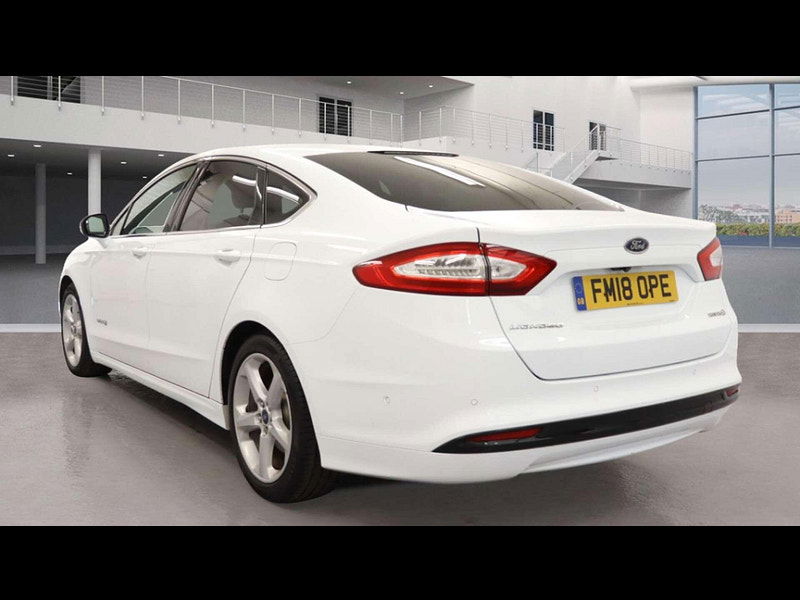 Ford Mondeo 2.0 Mondeo Titanium Edition HEV Auto 4dr 4dr Automatic 2025