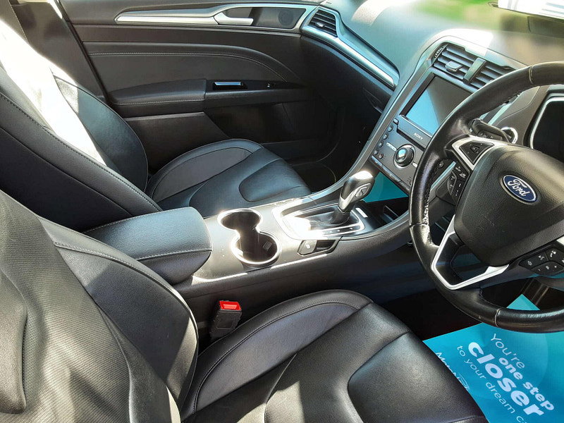 Ford Mondeo 2.0 Mondeo Titanium Edition HEV Auto 4dr 4dr Automatic 2026