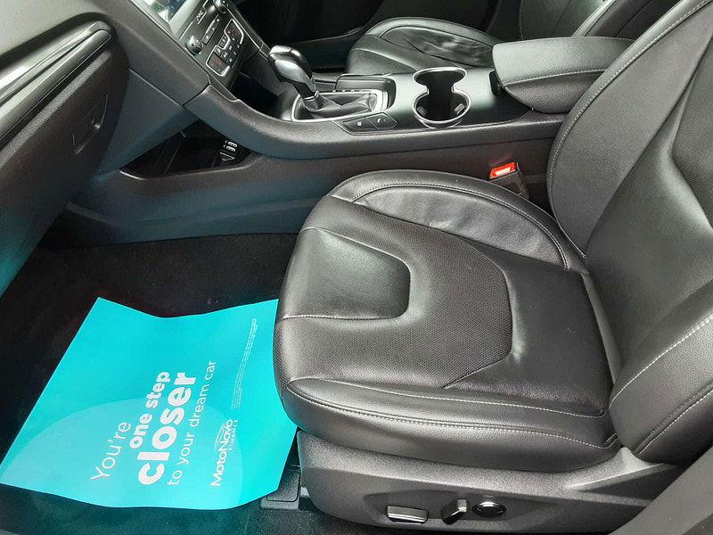 Ford Mondeo 2.0 Mondeo Titanium Edition HEV Auto 5dr 5dr Automatic 2025