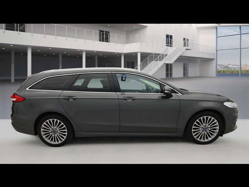 Ford Mondeo 2.0 Mondeo Titanium Edition HEV Auto 5dr 5dr Automatic 2025