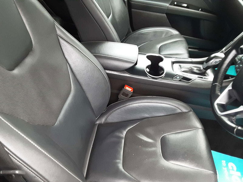 Ford Mondeo 2.0 Mondeo Titanium Edition HEV Auto 5dr 5dr Automatic 2025