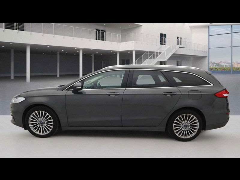 Ford Mondeo 2.0 Mondeo Titanium Edition HEV Auto 5dr 5dr Automatic 2025