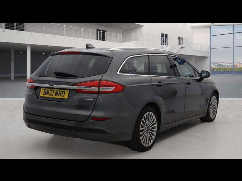 Ford Mondeo 2.0 Mondeo Titanium Edition HEV Auto 5dr 5dr Automatic 2025