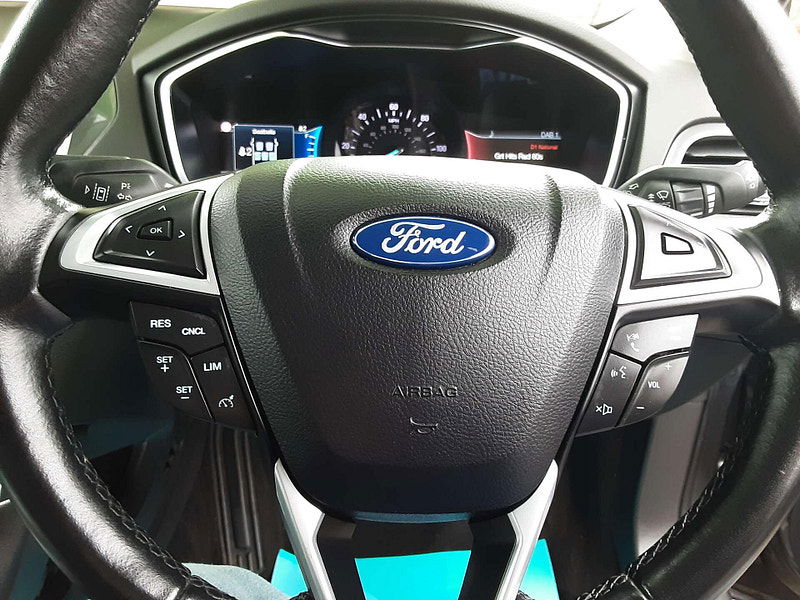 Ford Mondeo 2.0 Mondeo Titanium Edition HEV Auto 5dr 5dr Automatic 2025