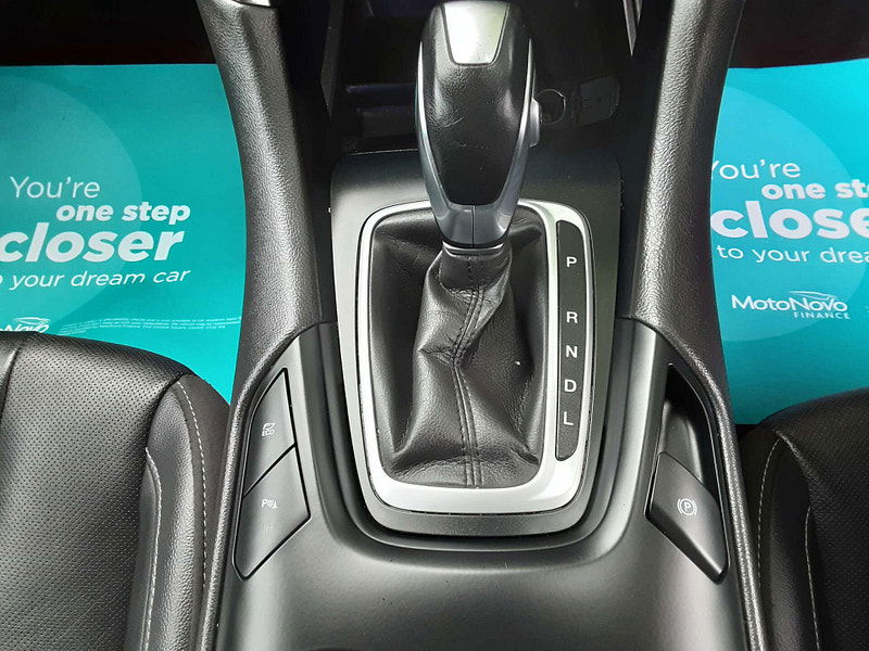 Ford Mondeo 2.0 Mondeo Titanium Edition HEV Auto 5dr 5dr Automatic 2025