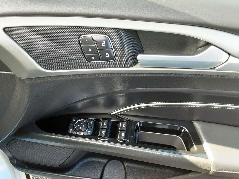 Ford Mondeo 2.0 Mondeo Vignale HEV Auto 4dr 4dr Automatic 2025