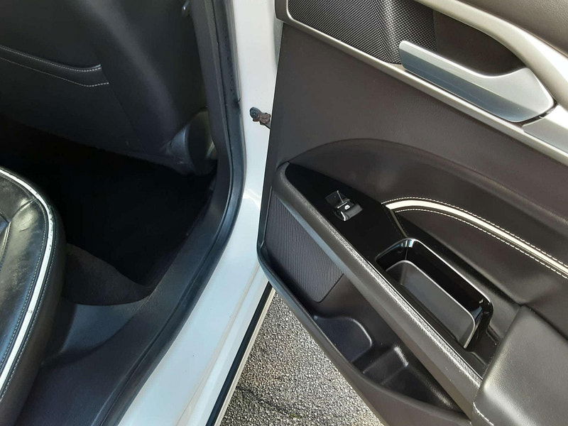 Ford Mondeo 2.0 Mondeo Vignale HEV Auto 4dr 4dr Automatic 2025