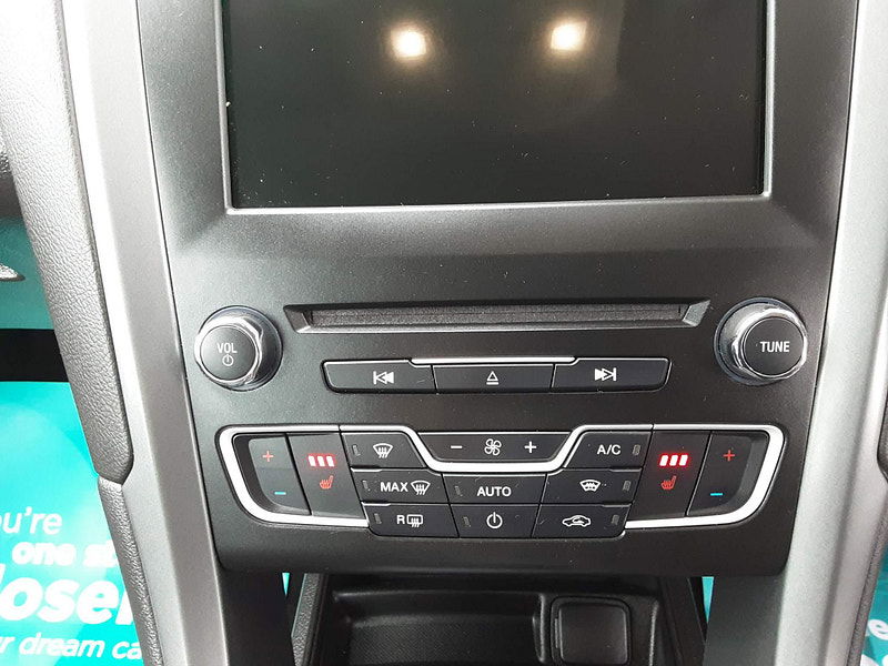 Ford Mondeo 2.0 TDCi Titanium Edition Euro 6 (s/s) 5dr 5dr Manual 2025