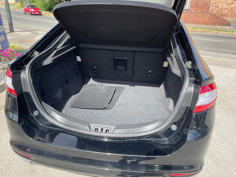 Ford Mondeo 2.0 TDCi Titanium Powershift Euro 6 (s/s) 5dr 5dr Automatic 2026