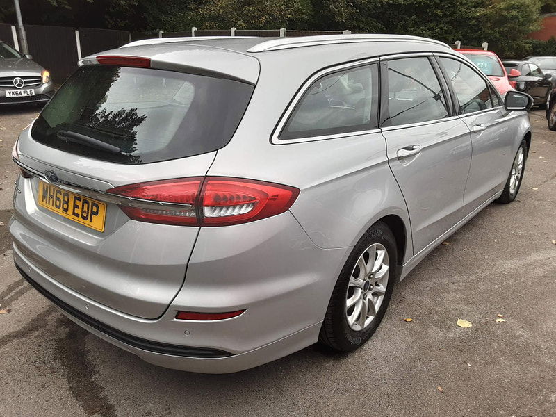 Ford Mondeo 2.0 TDCi Zetec Edition Euro 6 (s/s) 5dr 5dr Manual 2025