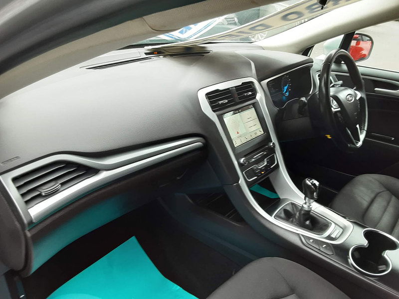 Ford Mondeo 2.0 TDCi Zetec Edition Euro 6 (s/s) 5dr 5dr Manual 2025