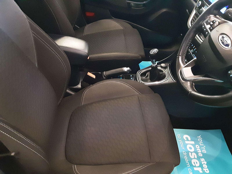 Ford Puma 1.0 Puma Titanium MHEV 5dr 5dr Manual 2026