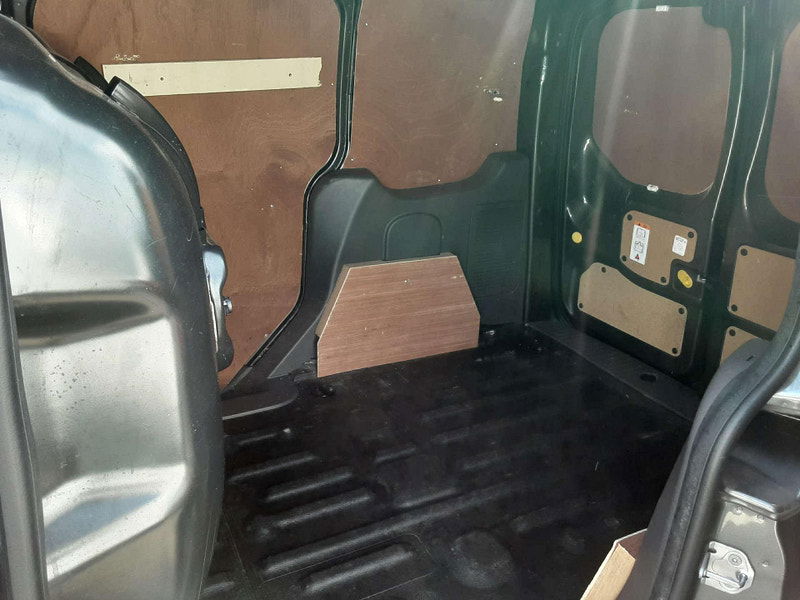 Ford Transit Connect 1.5 Transit Connect 200 Limited TDCi 2dr Manual 2025
