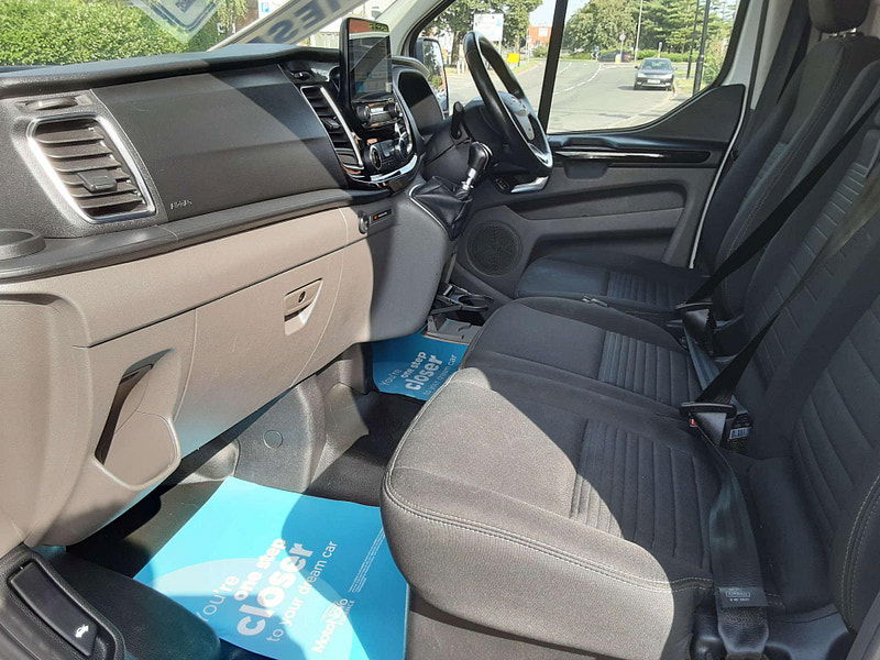 Ford Transit Custom 2.0 Transit Custom 280 Limited 2dr Manual 2025