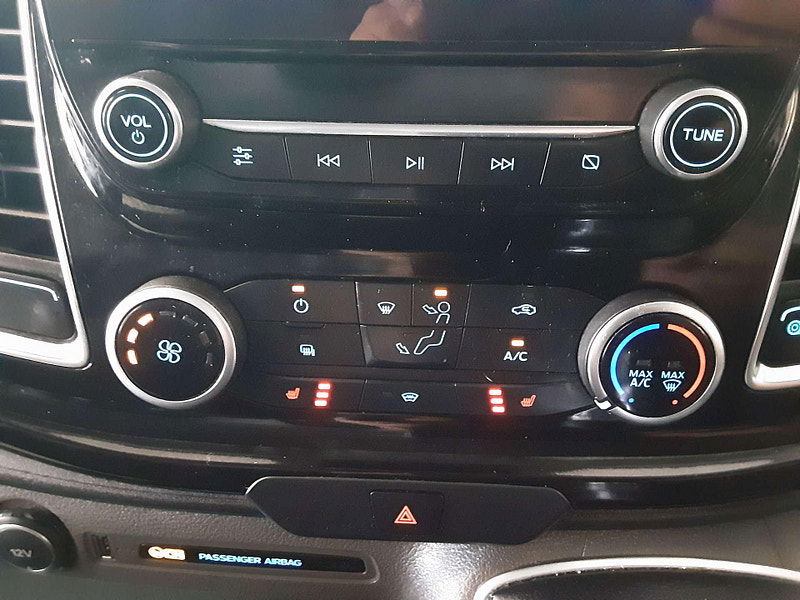 Ford Transit Custom 2.0 Transit Custom 300 Limited EcoBlue 5dr 5dr Manual 2025