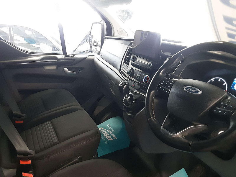 Ford Transit Custom 2.0 Transit Custom 300 Limited EcoBlue 5dr 5dr Manual 2025