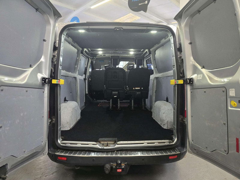 Ford Transit Custom 2.2 Transit Custom 330 Trend E-Tech 5dr Manual 2025