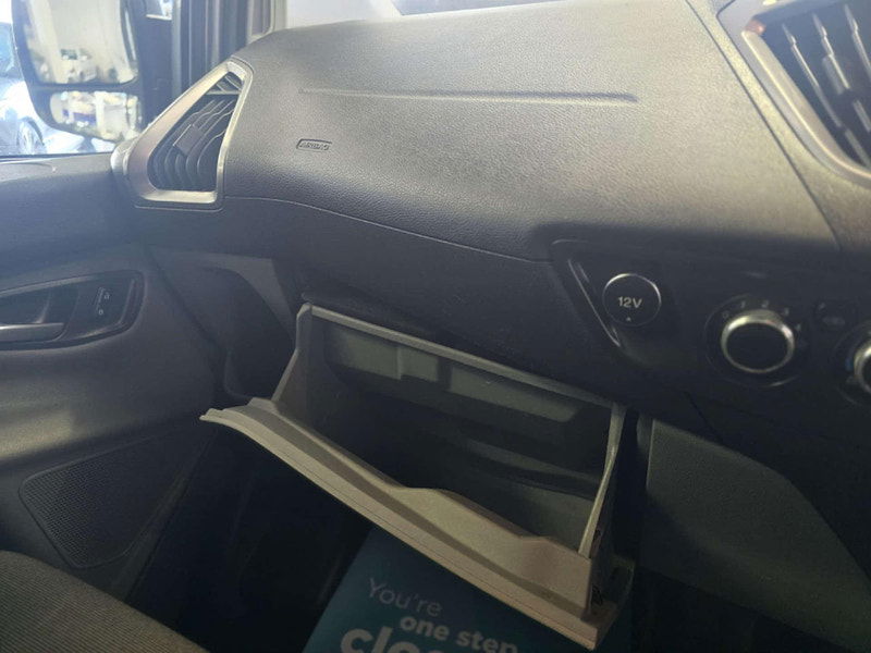 Ford Transit Custom 2.2 Transit Custom 330 Trend E-Tech 5dr Manual 2025