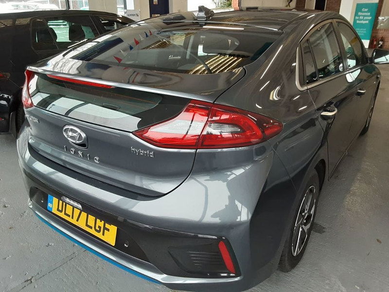 Hyundai IONIQ 1.6 GDi Hybrid Premium 5dr DCT (SAT NAV+REVERSE CAMERA) 5dr Automatic 2025