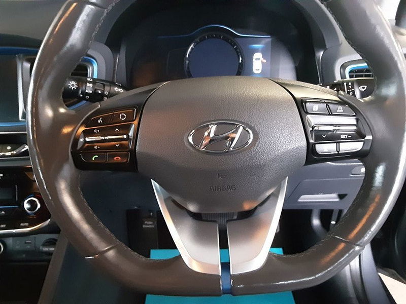 Hyundai IONIQ 1.6 GDi Hybrid Premium 5dr DCT (SAT NAV+REVERSE CAMERA) 5dr Automatic 2025