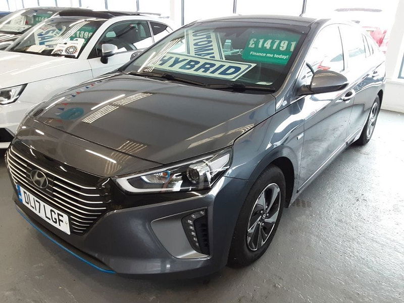 Hyundai IONIQ 1.6 GDi Hybrid Premium 5dr DCT (SAT NAV+REVERSE CAMERA) 5dr Automatic 2025