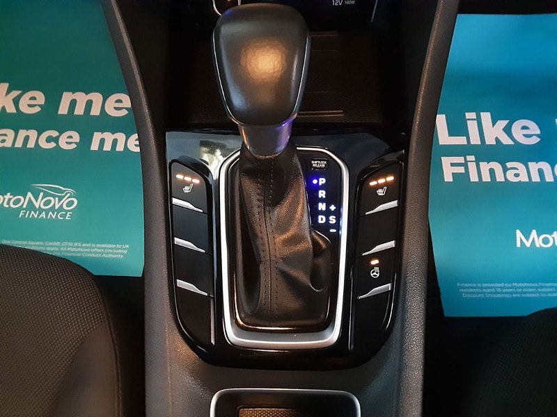 Hyundai IONIQ 1.6 GDi Hybrid Premium 5dr DCT (SAT NAV+REVERSE CAMERA) 5dr Automatic 2025
