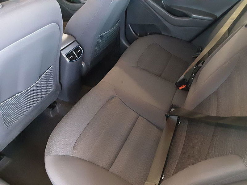Hyundai IONIQ 1.6 GDi Hybrid Premium 5dr DCT (SAT NAV+REVERSE CAMERA) 5dr Automatic 2025