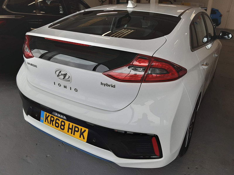 Hyundai IONIQ 1.6 h-GDi Premium SE DCT Euro 6 (s/s) 5dr 5dr Automatic 2025