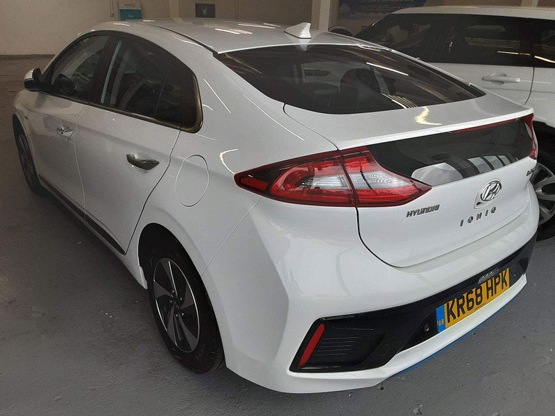 Hyundai IONIQ 1.6 h-GDi Premium SE DCT Euro 6 (s/s) 5dr 5dr Automatic 2025