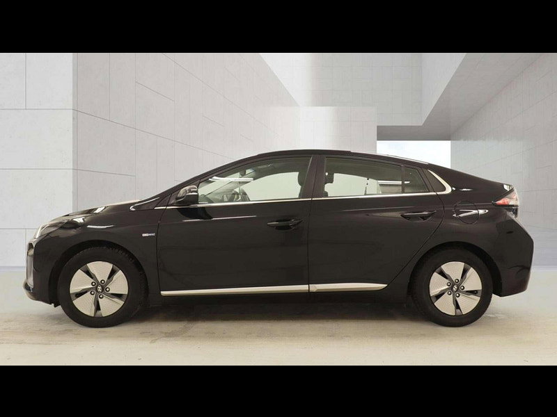 Hyundai IONIQ 1.6 IONIQ Premium FHEV Semi-Auto 5dr 5dr Automatic 2026