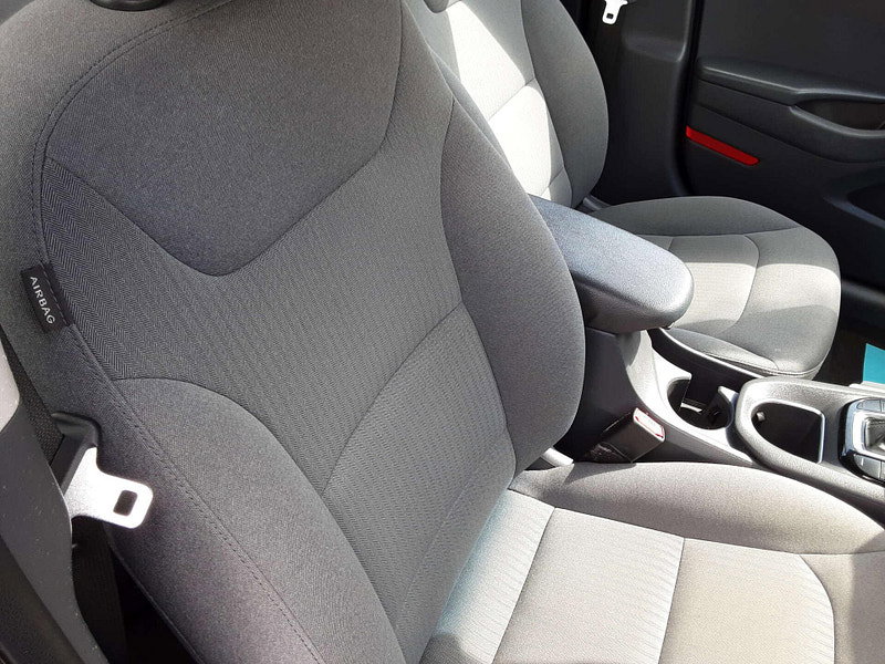 Hyundai IONIQ 1.6 IONIQ Premium FHEV Semi-Auto 5dr 5dr Automatic 2026