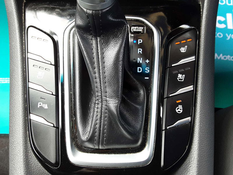 Hyundai IONIQ 1.6 IONIQ Premium SE FHEV Semi-Auto 5dr 5dr Automatic 2025