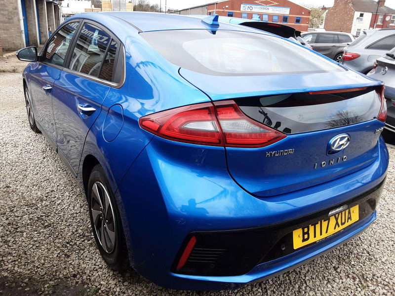 Hyundai IONIQ 1.6 IONIQ Premium SE FHEV Semi-Auto 5dr 5dr Automatic 2025