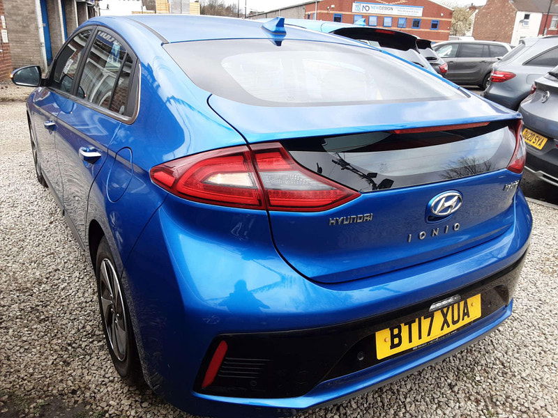 Hyundai IONIQ 1.6 IONIQ Premium SE FHEV Semi-Auto 5dr 5dr Automatic 2025