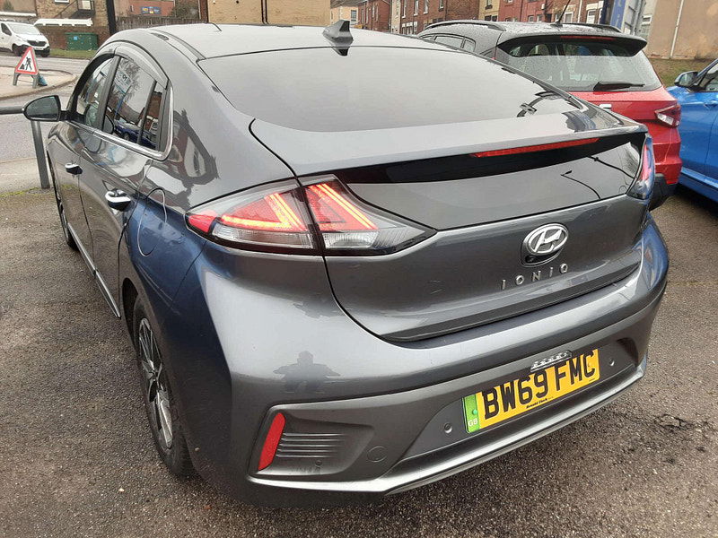 Hyundai IONIQ IONIQ Premium SE BEV 5dr 5dr Automatic 2026