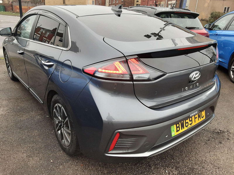 Hyundai IONIQ IONIQ Premium SE BEV 5dr 5dr Automatic 2026