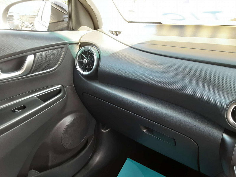 Hyundai Kona 1.6 Kona SE Connect GDi HEV Semi-Auto 5dr 5dr Automatic 2026