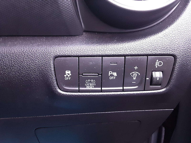 Hyundai Kona 1.6 Kona SE Connect GDi HEV Semi-Auto 5dr 5dr Automatic 2026