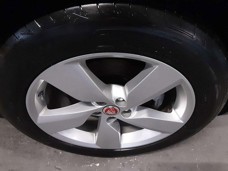 Jaguar E-PACE 2.0 E-Pace R-Dynamic S D AWD Auto 4WD 5dr 5dr Automatic 2026