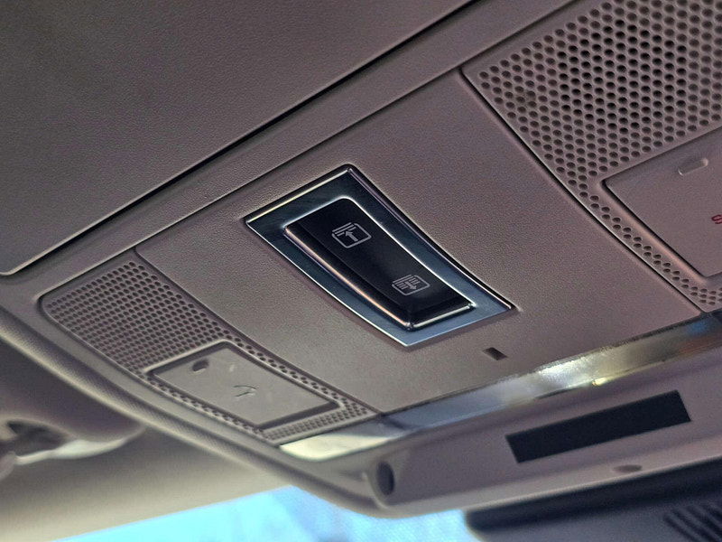 Jaguar E-PACE 2.0 E-Pace R-Dynamic SE D AWD Auto 4WD 5dr 5dr Automatic 2026