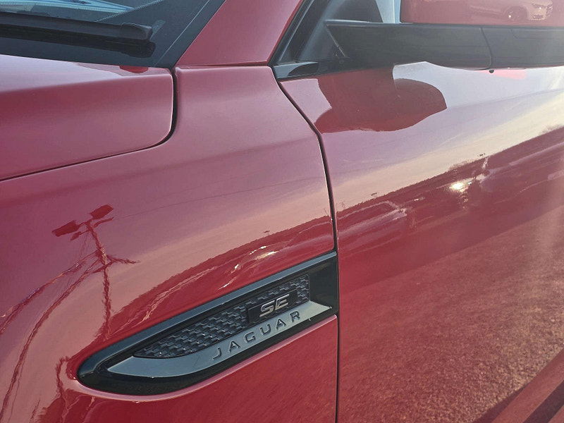 Jaguar E-PACE 2.0 E-Pace R-Dynamic SE D AWD Auto 4WD 5dr 5dr Automatic 2026