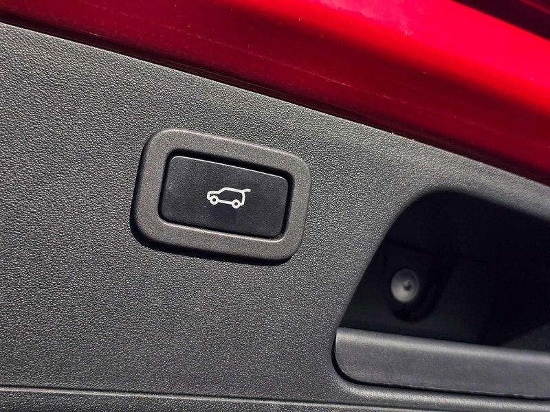 Jaguar E-PACE 2.0 E-Pace R-Dynamic SE D AWD Auto 4WD 5dr 5dr Automatic 2026