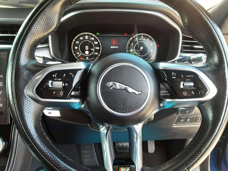 Jaguar F-PACE 2.0 F-PACE R-Dynamic S PHEV AWD Auto 4WD 5dr 5dr Automatic 2026