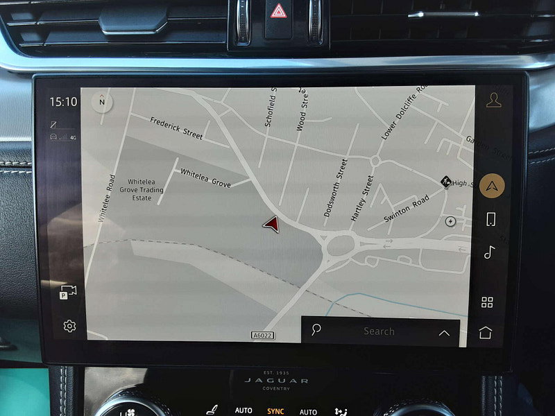 Jaguar F-PACE 2.0 F-PACE R-Dynamic S PHEV AWD Auto 4WD 5dr 5dr Automatic 2026