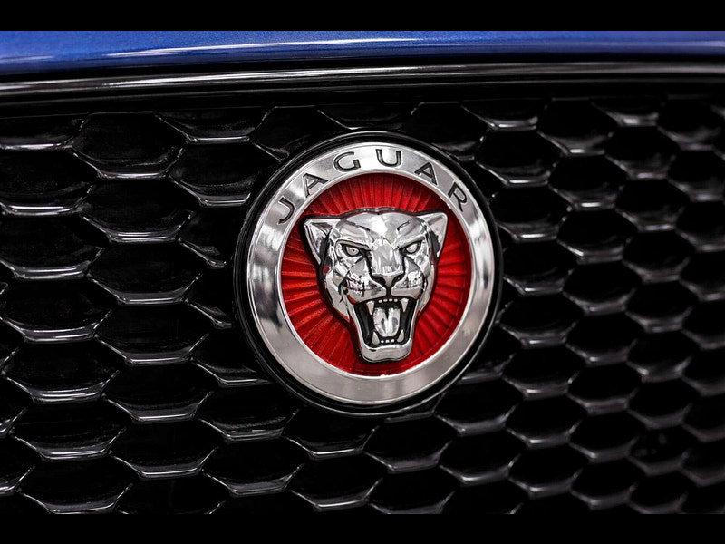 Jaguar F-PACE 2.0 F-PACE R-Dynamic S PHEV AWD Auto 4WD 5dr 5dr Automatic 2026