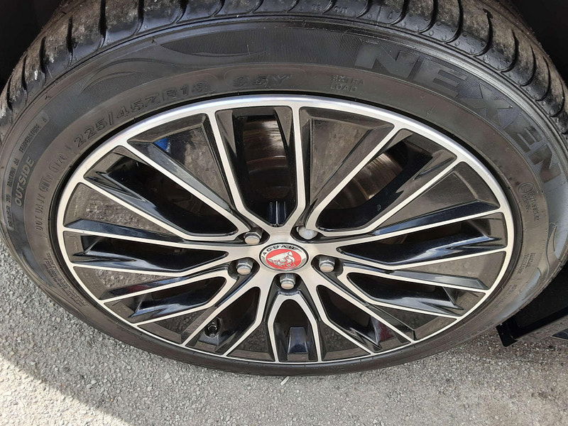 Jaguar XE 2.0 XE Landmark D AWD Auto 4WD 4dr 4dr Automatic 2025
